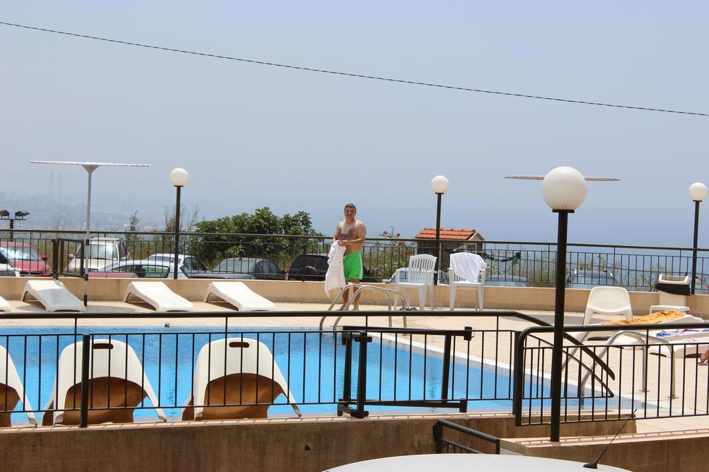 Adma Blue Screen Jounieh Værelse billede
