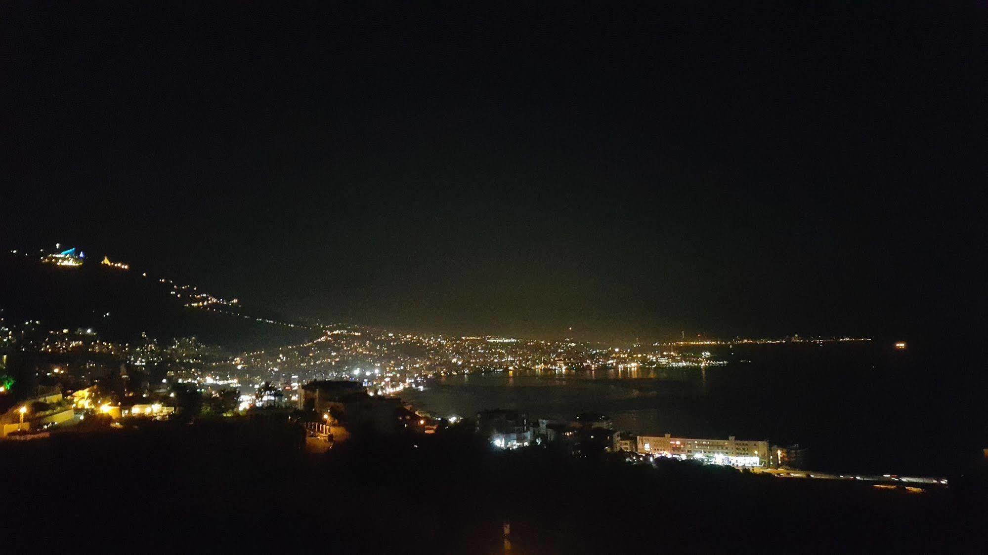 Adma Blue Screen Jounieh Eksteriør billede