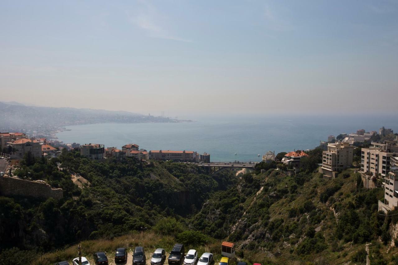 Adma Blue Screen Jounieh Eksteriør billede